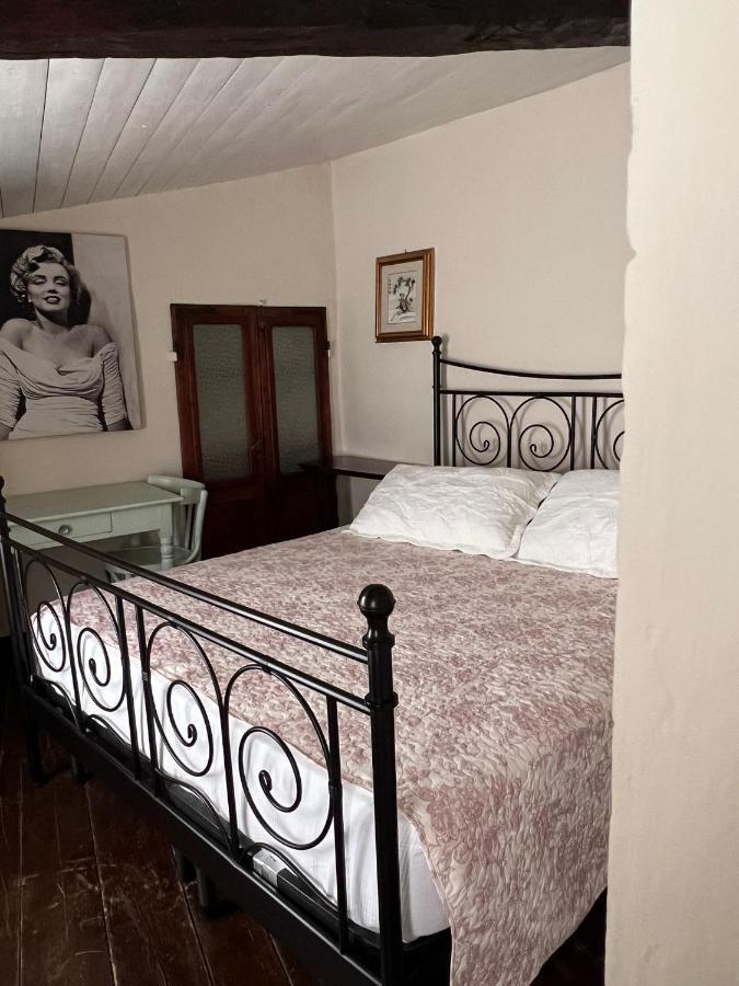 Ferienwohnung La Chicca Piccola Casina In Affitto Nel Borgo Antico Di Gaggio Montano Bo Exterior foto